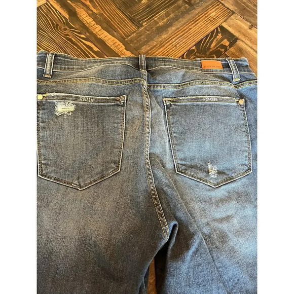 Judy Blue Jean Shorts Women 2XL Denim Raw Hem Distress Coastal Cowgirl Vacation - Picture 9 of 14